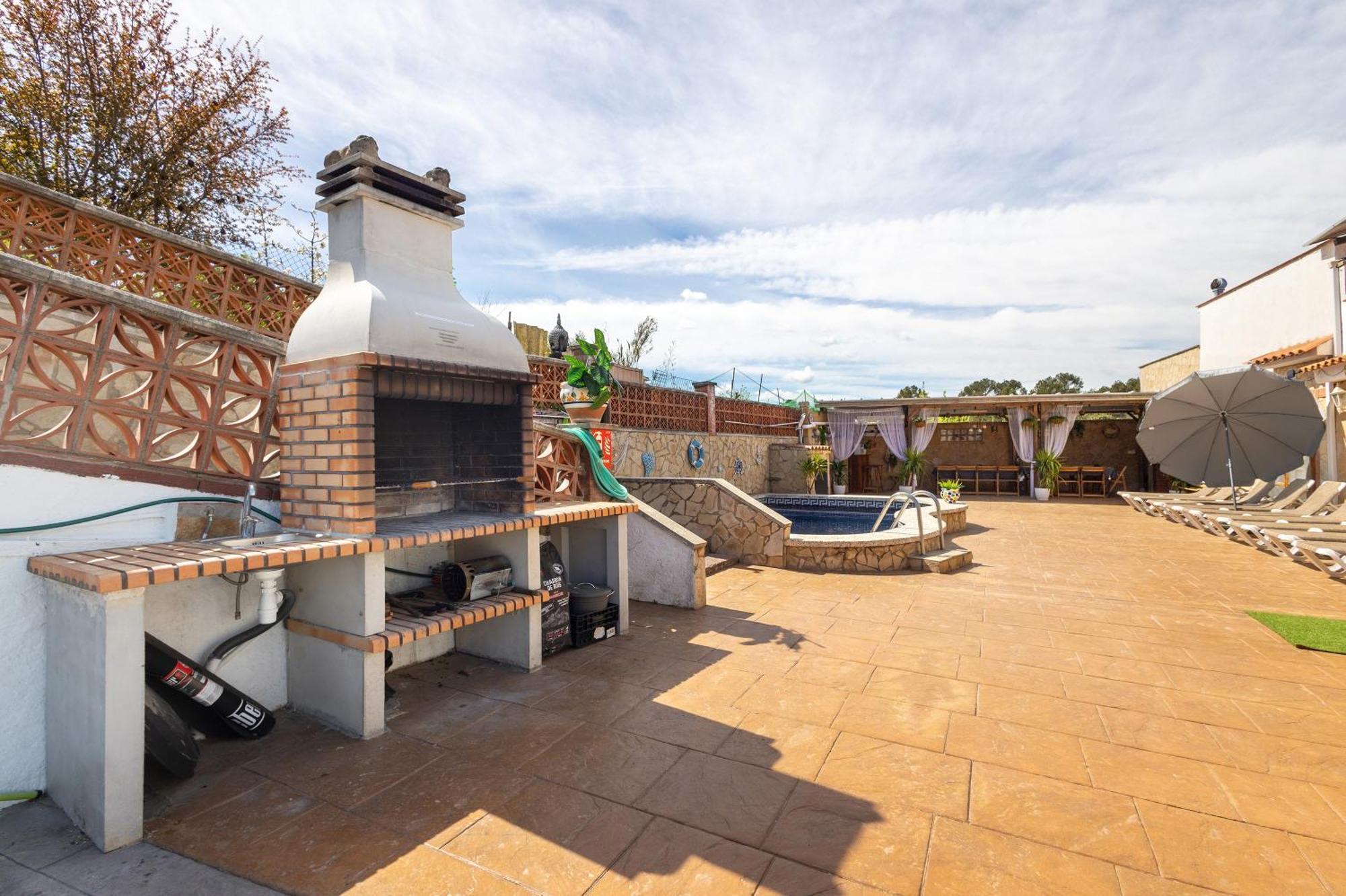 Cal Ramon Con Piscina Villa Rubi Ngoại thất bức ảnh